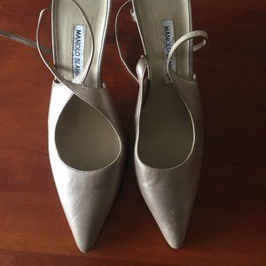 As is Manolo Blahnik Champagne Colored Strappy Sandals Size 39.5-need heels